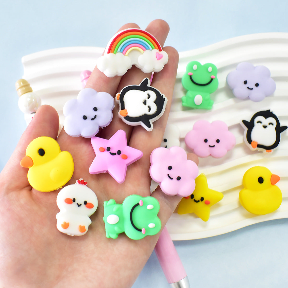Wholesale  Random 100pcs/pack Cute Cartoon Animal Series Ballpoint Pen Beads